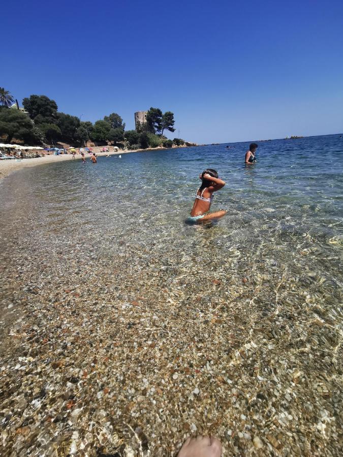 Bb Le Violette Bed & Breakfast Tortoli Bagian luar foto
